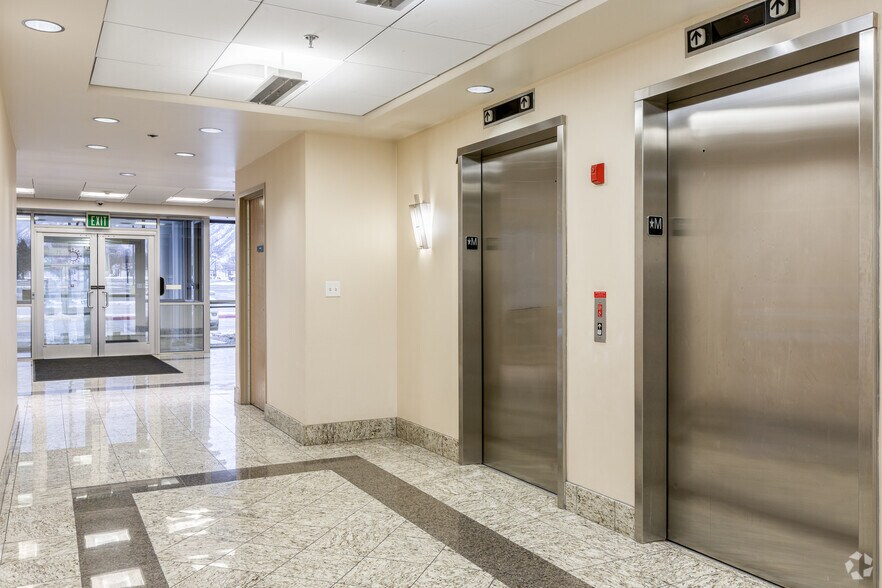 More Photos Of 280 W 10200 S, Sandy Office For Lease