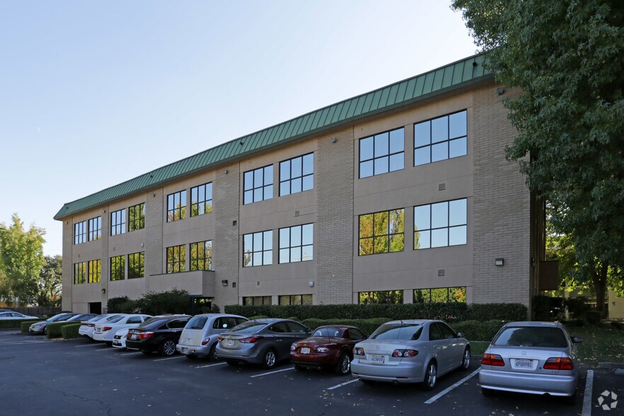 More Photos Of 83 Scripps Dr, Sacramento Office For Sale