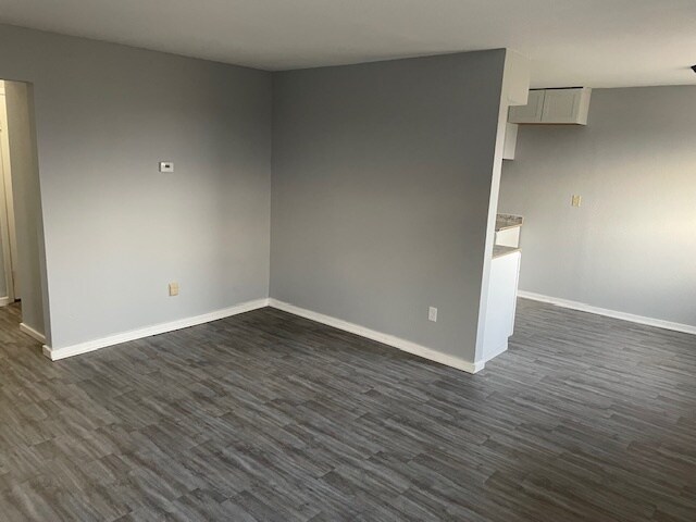More Photos Of 124 W 8th St, Douglass Apartments For Sale