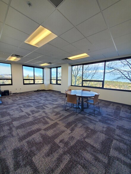 More Photos Of 523 Park Point Dr, Golden Office For Lease