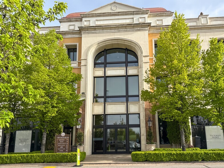 More Photos Of 3597 E Monarch Sky Ln, Meridian Coworking Space