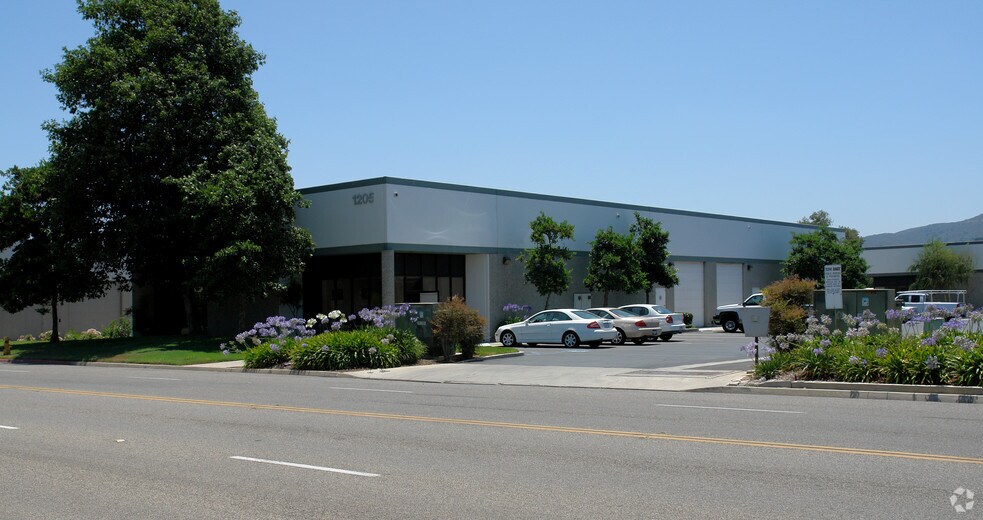 More Photos Of 1205 Linda Vista Dr, San Marcos Warehouse For Lease