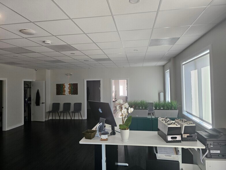 More Photos Of 1132 Hightower Trl, Atlanta Medical For Sale