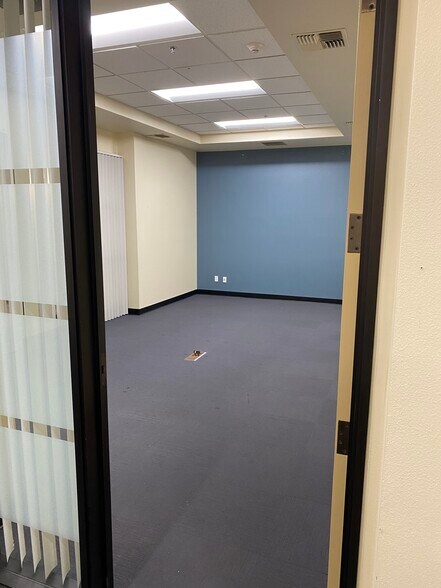 More Photos Of 6715 N Palm Ave, Fresno Office For Lease