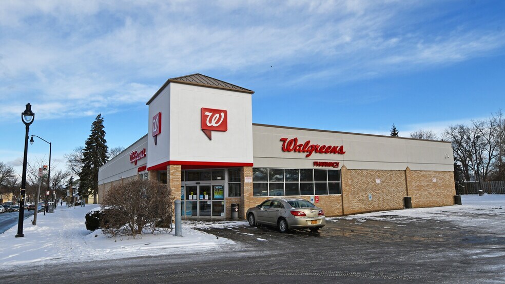 More Photos Of 670 Thurston Rd, Rochester Drugstore For Sale