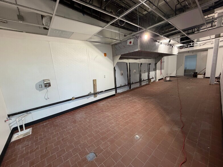 More Photos Of 57 Hamburg Tpke, Riverdale Restaurant For Sale