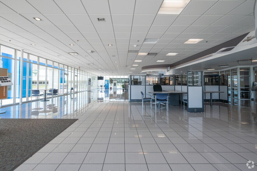 More Photos Of 3921 Frederick Ave, Saint Joseph General Retail For Sale