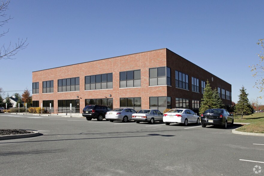 More Photos Of 18 Centre Dr, Monroe Township Medical For Lease