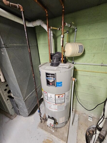 More Photos Of 456 Union Blvd, Allentown Light Manufacturing For Sale