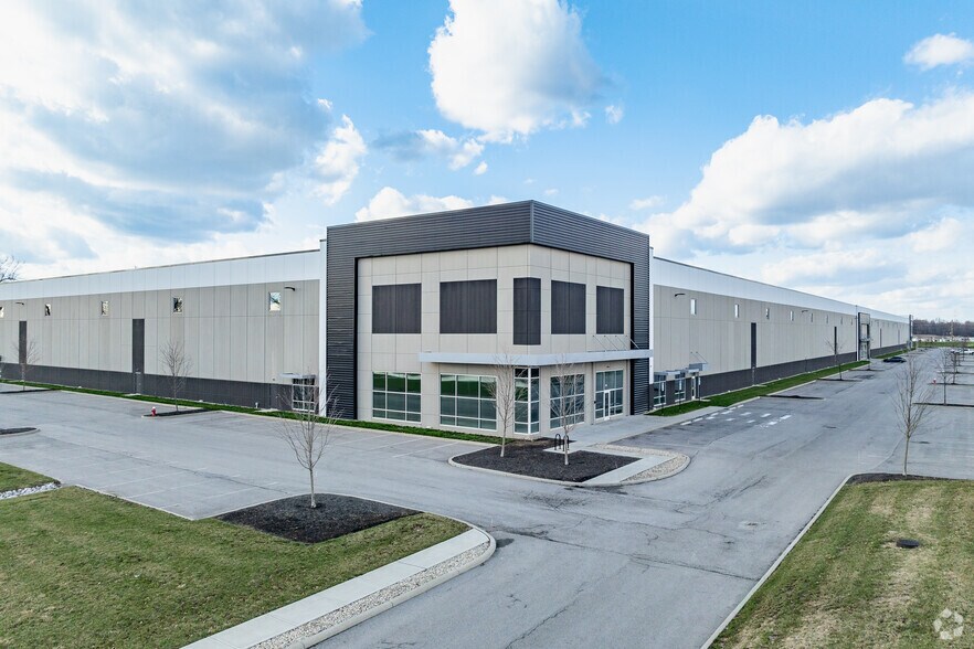 Primary Photo Of 8950 Smith's Mill Rd, New Albany Distribution For Lease