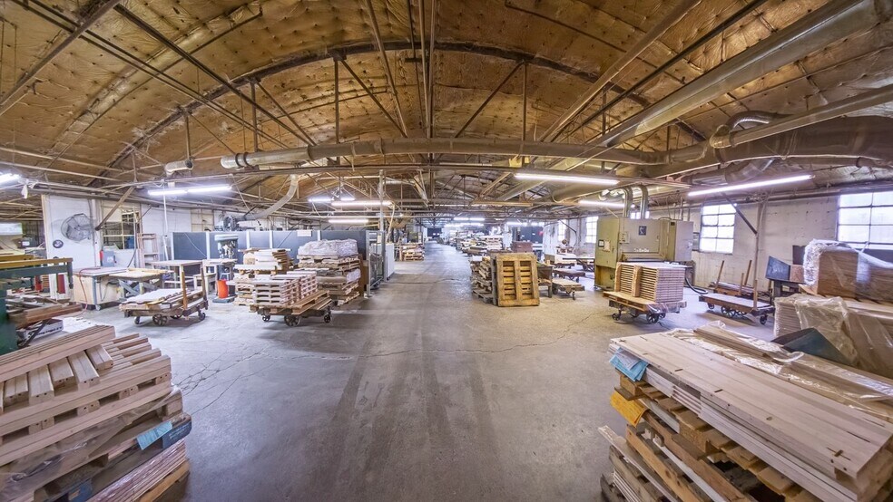 More Photos Of 105 S Austin Rd, Morristown Manufacturing For Sale