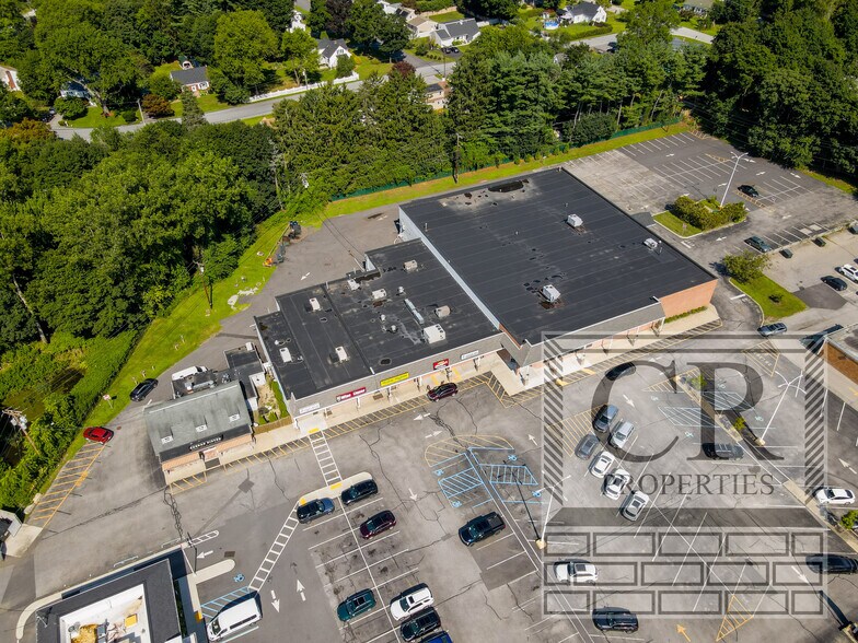 More Photos Of 40 Vassar Rd, Poughkeepsie Storefront For Sale