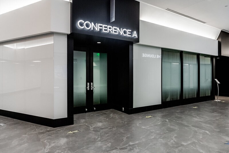 More Photos Of 2049 Century Park E, Los Angeles Office For Lease