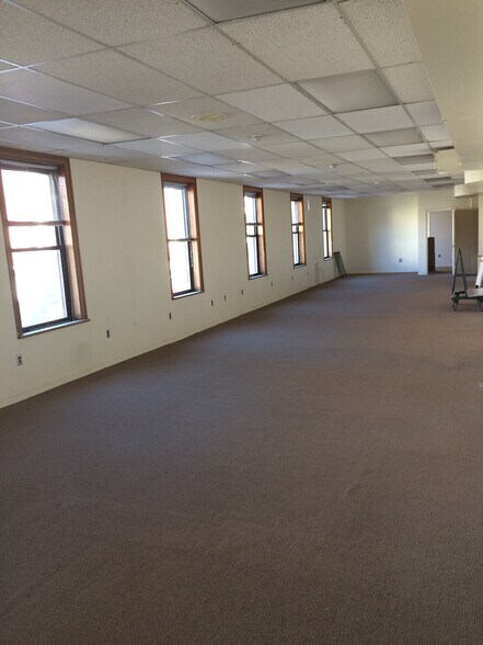 More Photos Of 69 Lydecker St, Nyack Office For Lease