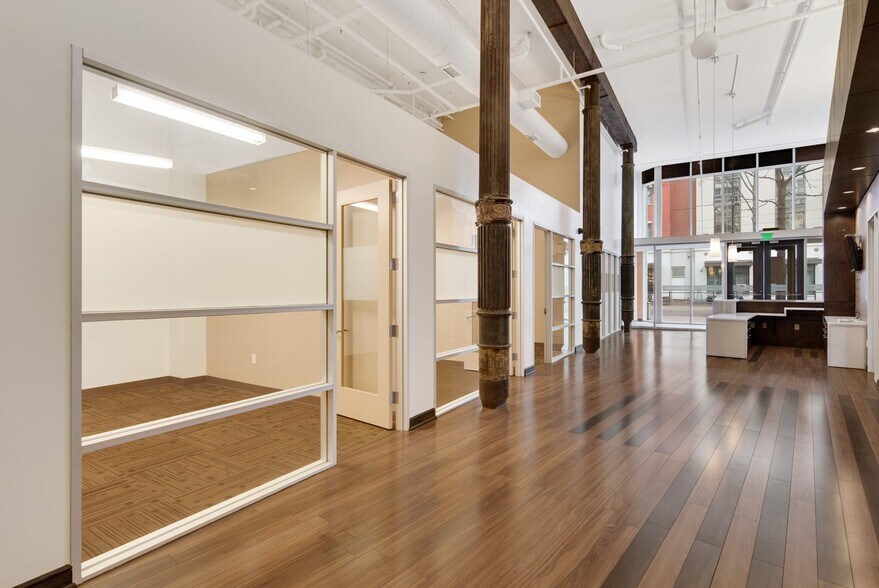 More Photos Of 66 N Main St, Memphis Apartments For Lease