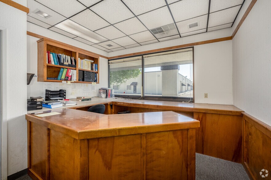More Photos Of 3411-3419 Arden Way, Sacramento Office For Sale