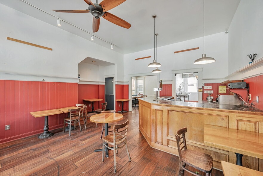 More Photos Of 408-412 Cortland Ave, San Francisco Storefront Retail Residential For Lease