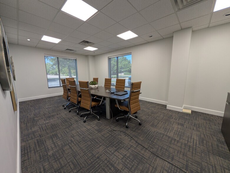 More Photos Of 2100 Brookwood Dr, Little Rock Office For Lease
