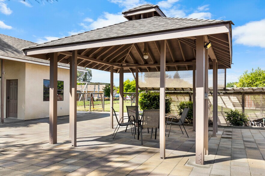 More Photos Of 9930 Calvine Rd, Sacramento Apartments For Sale