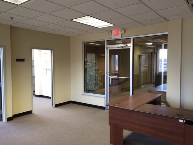 More Photos Of 715 W Lake St, Addison Office For Lease