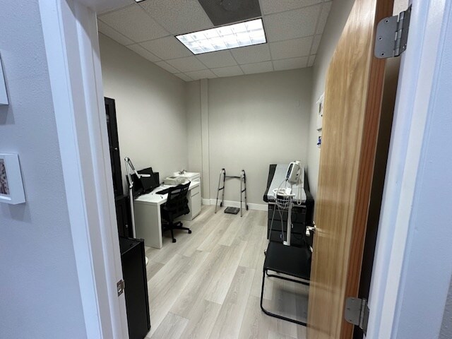 More Photos Of 6561-6567 Gunn Hwy, Tampa Unknown For Lease
