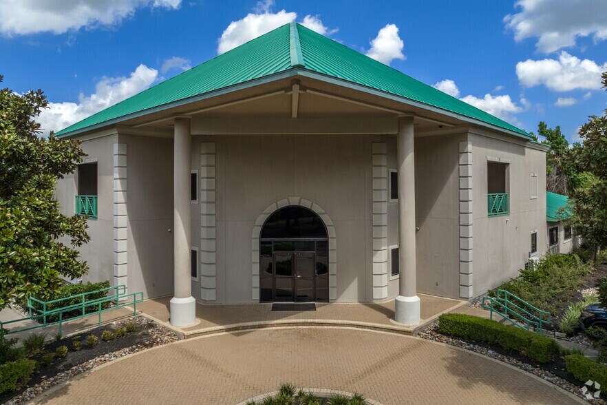 Primary Photo Of 11821 Telge Rd, Cypress Office For Lease
