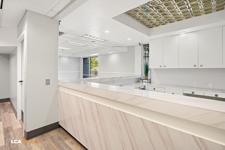 More Photos Of 2317 17th St, Bakersfield Medical For Lease