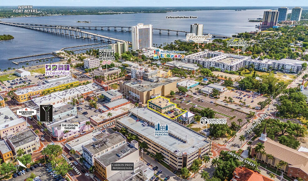 More Photos Of 1601 Jackson St, Fort Myers Office For Lease