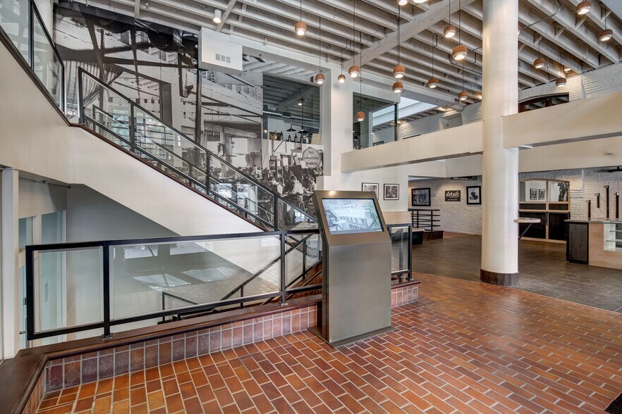 More Photos Of 308 SW 1st Ave, Portland Office For Lease