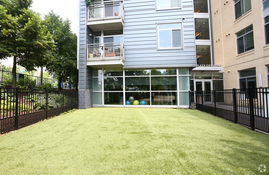 More Photos Of 1201 W Mt. Royal Ave, Baltimore Apartments For Lease