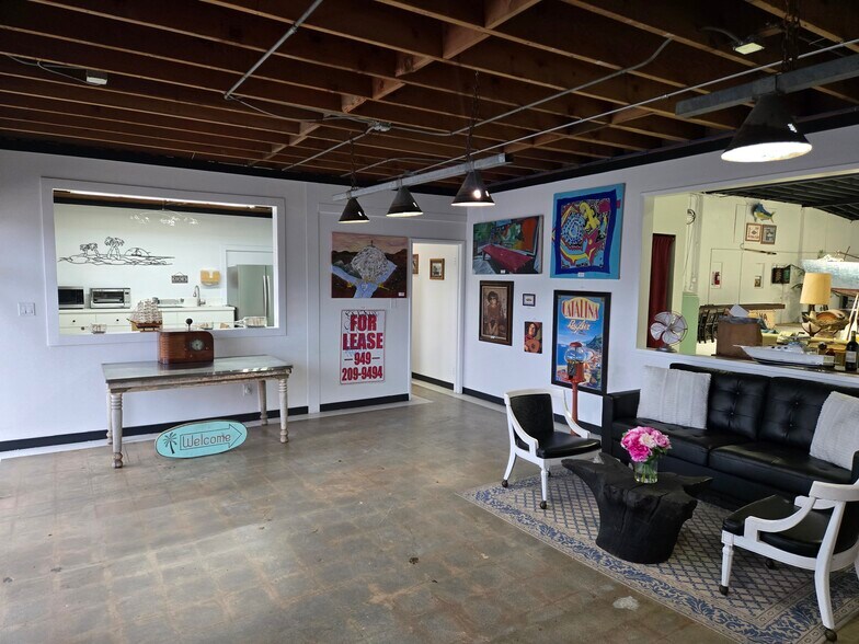 More Photos Of 1922 Placentia Ave, Costa Mesa Light Manufacturing For Lease