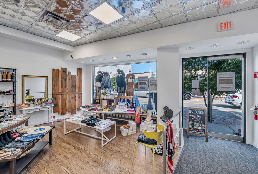 More Photos Of 146 Westwood Ave, Westwood Storefront For Lease