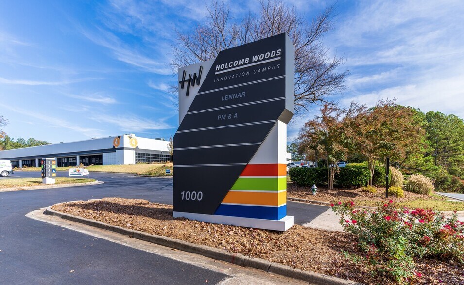 More Photos Of 1000 Holcomb Woods Pky, Roswell Unknown For Lease