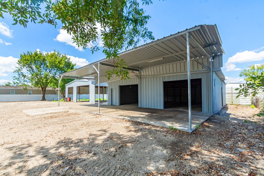 Primary Photo Of 1929 Havner Ln, Houston Industrial For Sale
