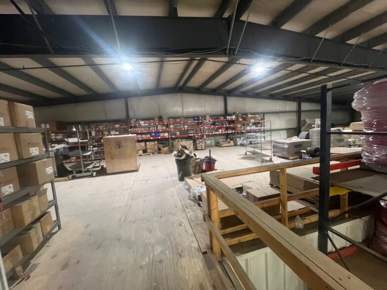 More Photos Of 112 Corporate Dr, Morgantown Warehouse For Sale