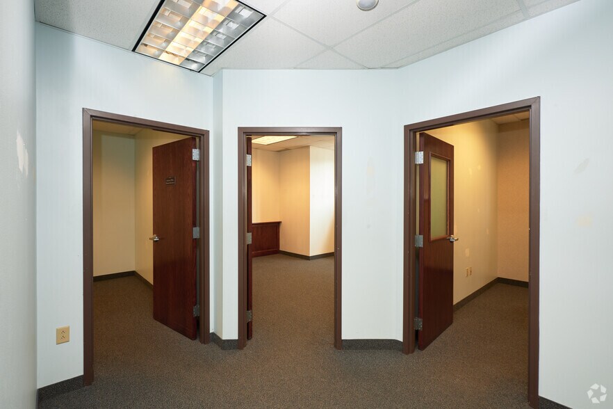 More Photos Of 1900 S Clinton Ave, Rochester Storefront For Lease