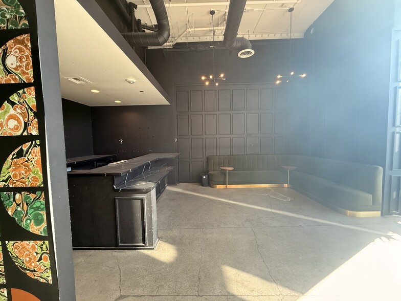 More Photos Of 600 S La Brea Ave, Los Angeles Storefront Retail Residential For Sale