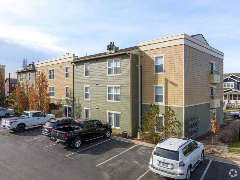 More Photos Of 10754 Belle Creek Blvd, Henderson Apartments For Lease