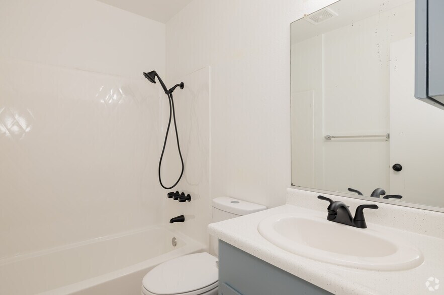 More Photos Of 1431-1435 Warner St, Chico Apartments For Sale