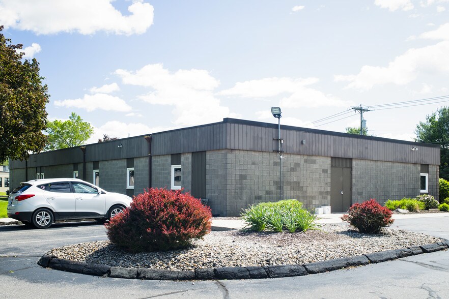 More Photos Of 851 Marshall Phelps Rd, Windsor Medical For Sale