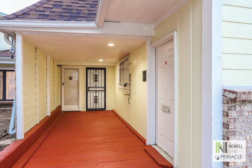 More Photos Of 538 S Ames St, Lakewood Apartments For Sale