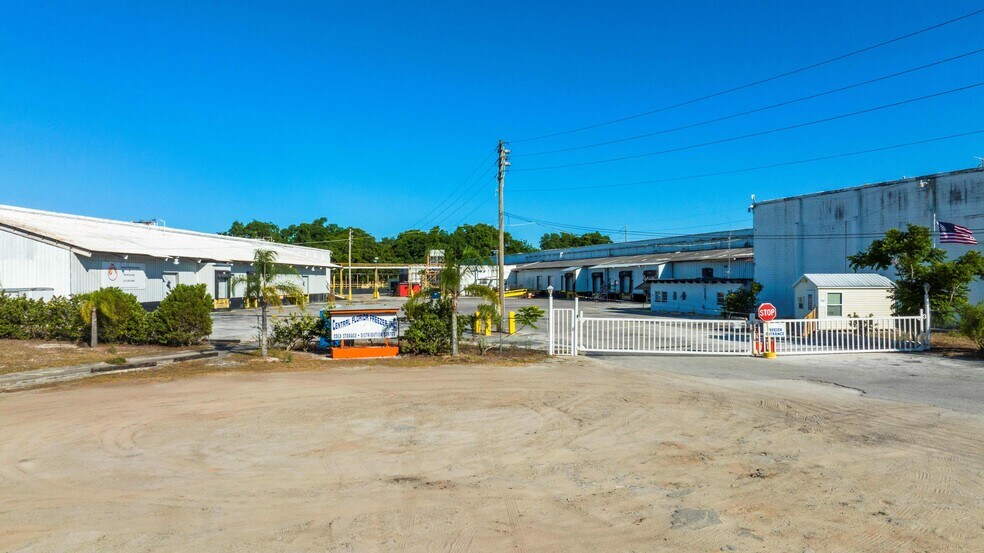 More Photos Of 1801 Bradford Ave, Leesburg Refrigeration Cold Storage For Sale