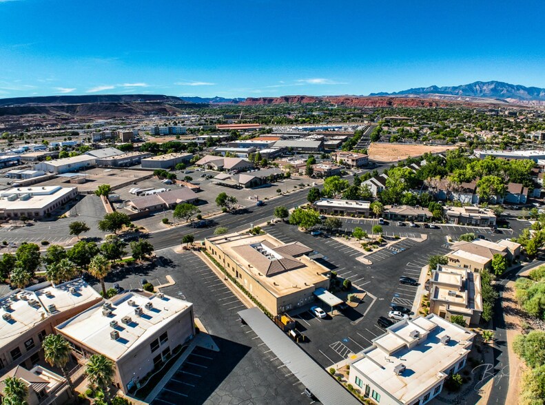 More Photos Of 368 E Riverside Dr, Saint George Medical For Sale