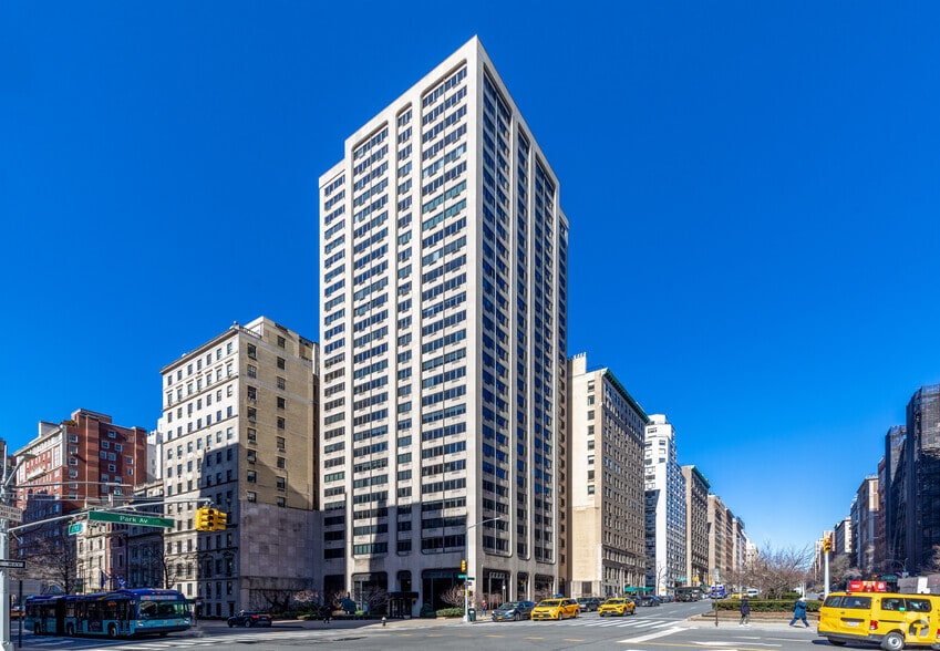 Primary Photo Of 900 Park Ave, New York Apartments For Sale