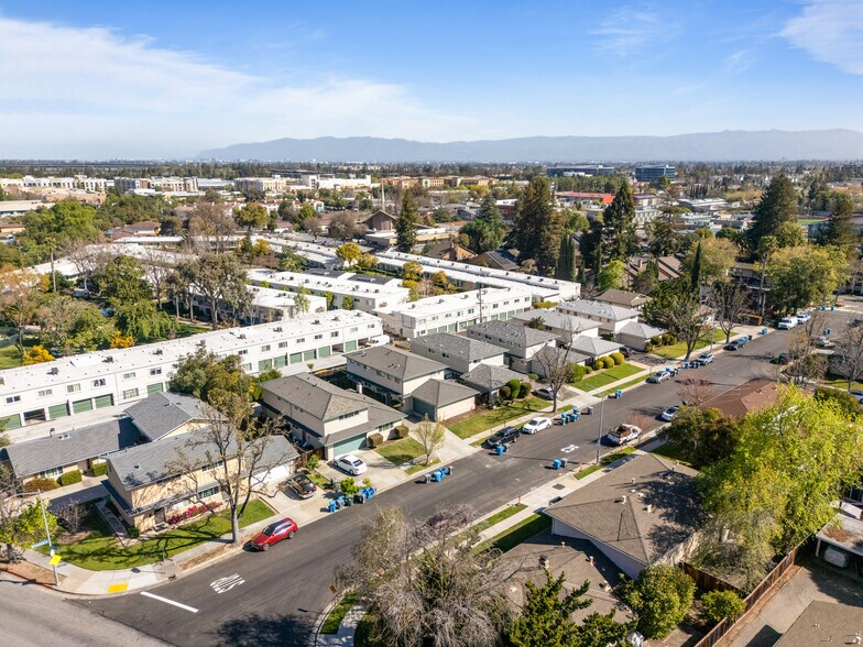 More Photos Of 19423-19425 Greenwood Dr, Cupertino Apartments For Sale