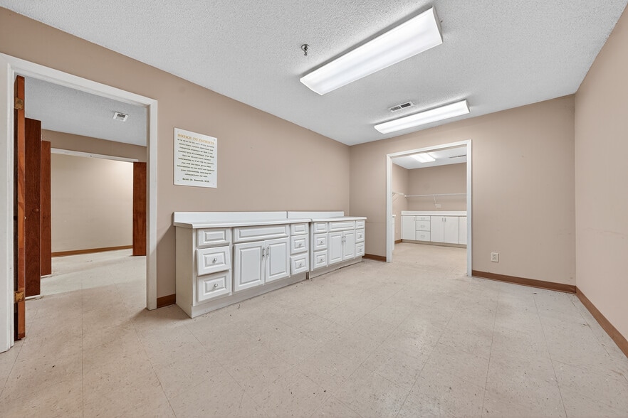 More Photos Of 1324-1325 Highway 195, Jasper Assisted Living For Sale
