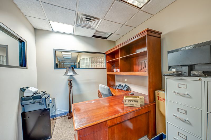 More Photos Of 71 Gazza Blvd, Farmingdale Office For Lease