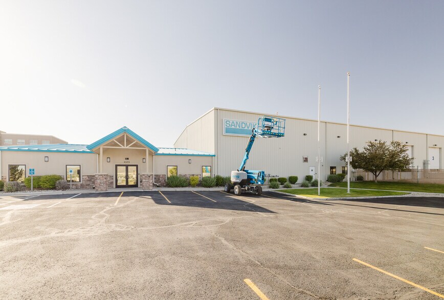 Primary Photo Of 2575 Alta Vista Dr, Elko Warehouse For Lease