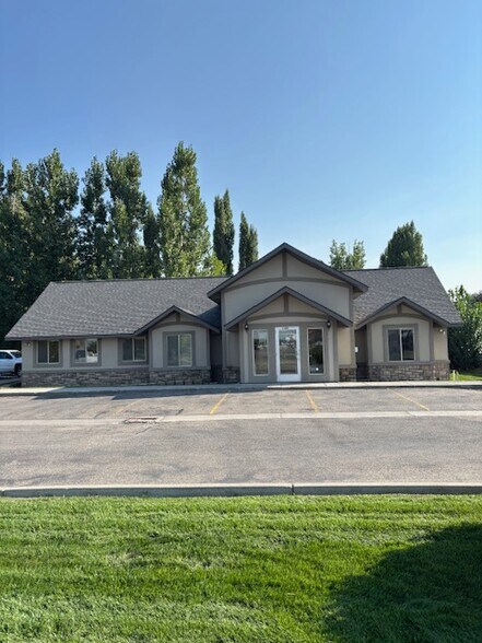 More Photos Of 1109 Summers Dr, Rexburg Medical For Sale