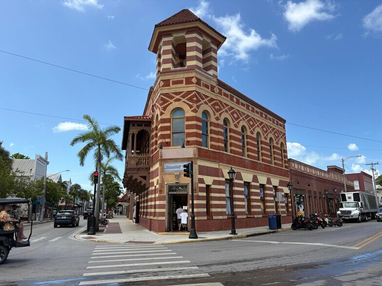 More Photos Of 100 Duval St, Key West General Retail For Lease